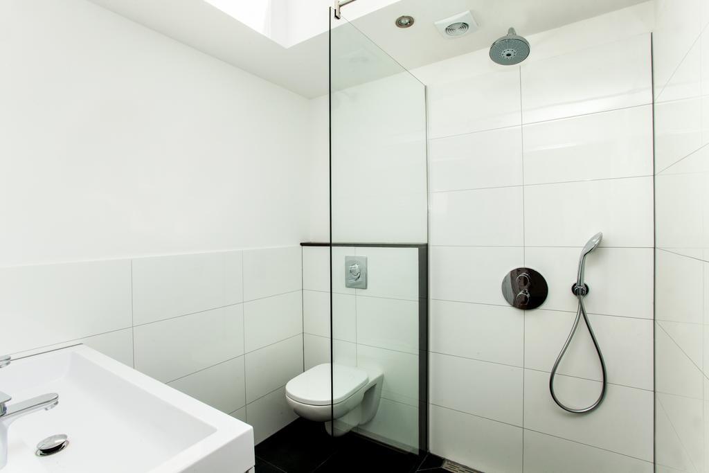 Stayci Serviced Apartments Royal Palace L'Aia Esterno foto