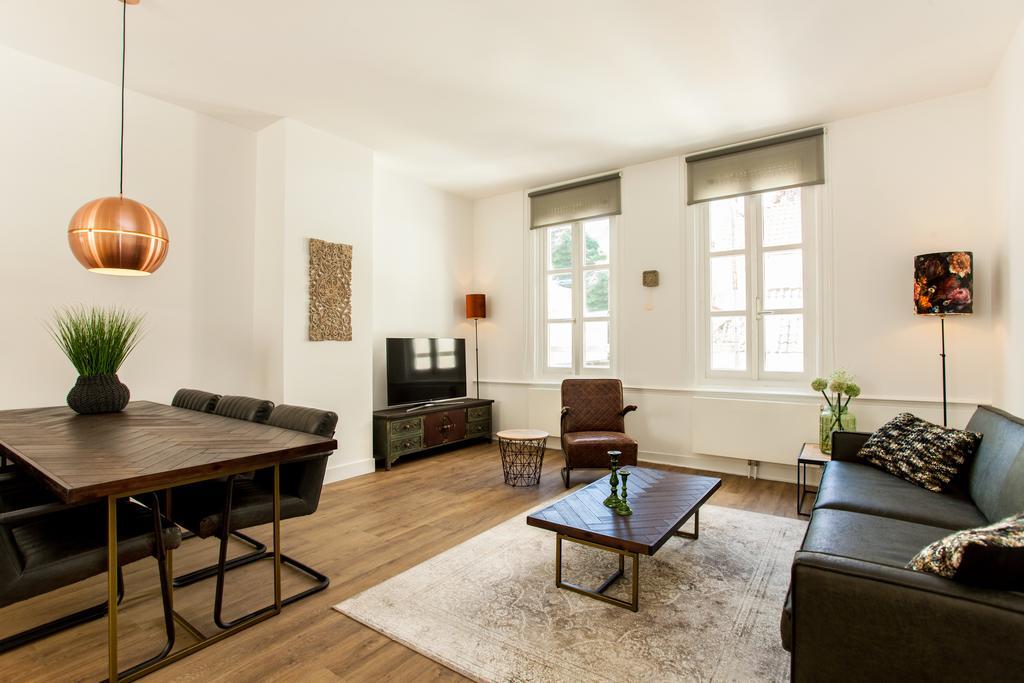 Stayci Serviced Apartments Royal Palace L'Aia Esterno foto