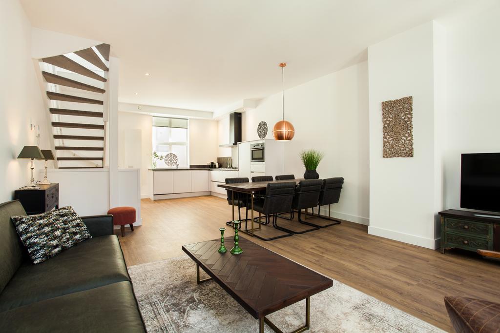 Stayci Serviced Apartments Royal Palace L'Aia Esterno foto